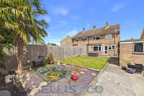 Tonbridge, TN11 - property photo