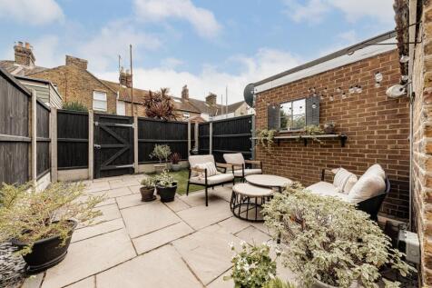 Rear Garden (3)
