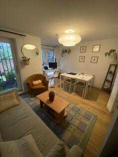 1 Tan House Lounge