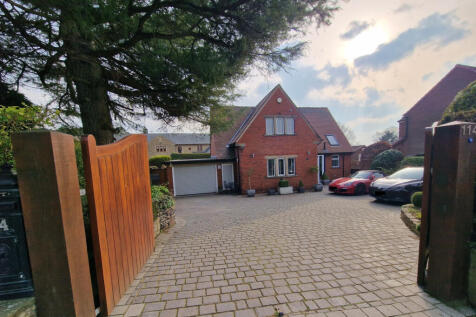 4 Bedroom Detached for Rent