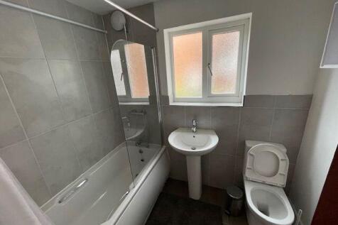 6 Forfield Place, CV31 1HG photo 4