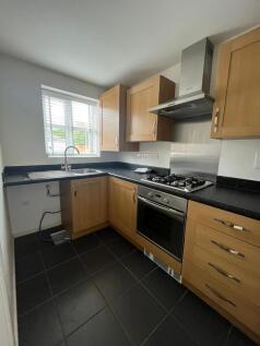 Great Row View, Newcastle-under-Lyme, ST5 photo 2