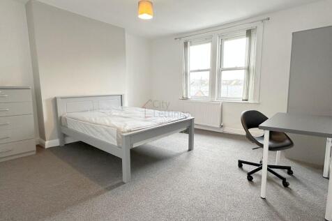 Flat C, 14 Gregory Boulevard photo 5