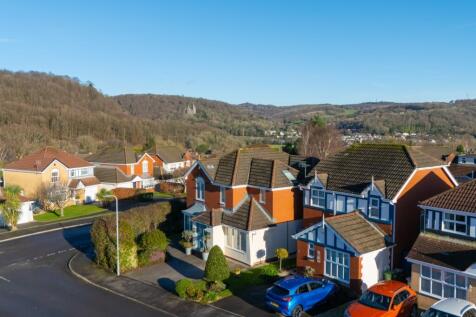 Award-winning Media team on EVERY Listing_53