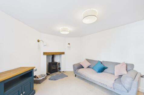 Open Plan Kitchen / Living Room