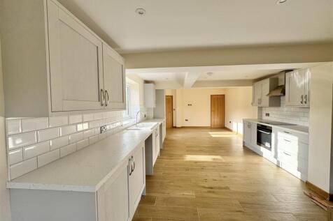 Forge Meadow, Harrietsham, Maidstone, Kent, ME17 photo 3