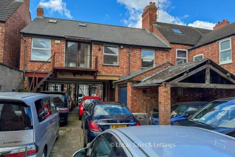 36 - 38 Tennyson Rd Kettering-04.jpg