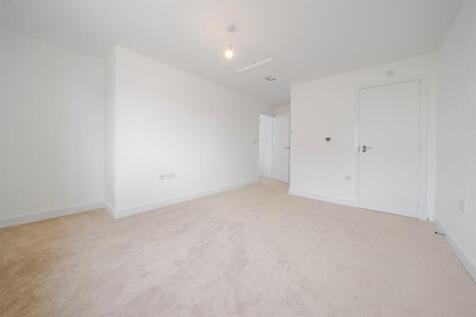 2 bedroom property in Runway, Sudbury photo 4