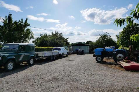 GATED YARD &amp; PARKING