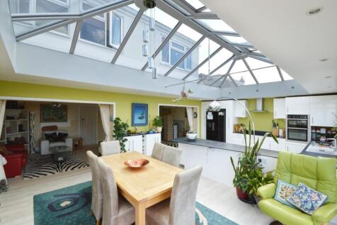 Open Plan Kitchen/Dining Room