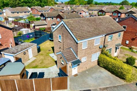 Elevated drone front shot
