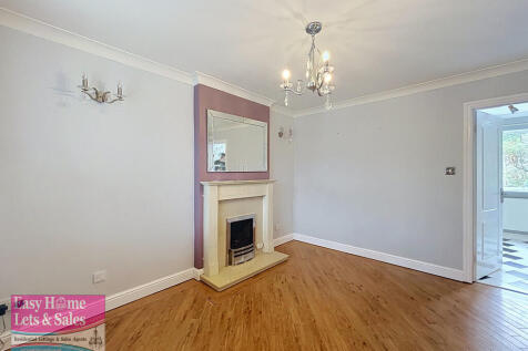 Thistle  Close, Chorley photo 3
