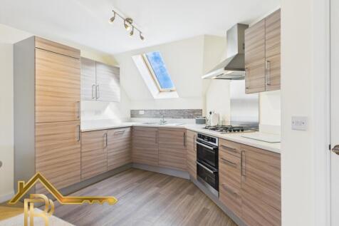 CAM03016G0-PR0031-STILL018