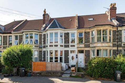 Charming terraced house with classic bay window...