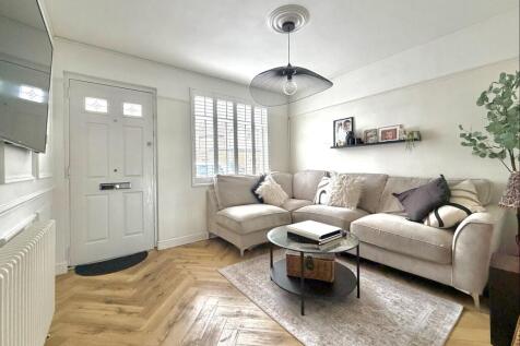 Front Reception Room