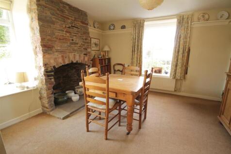 SCG Dining Room i.JPG