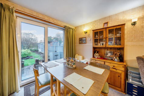 1393254-8-693fe4e...