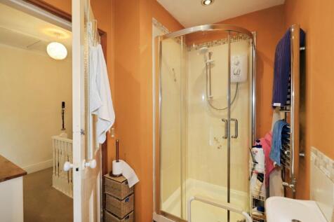 Shower Room/Bathroom