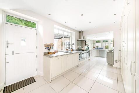 DINING LIVING KITCHEN