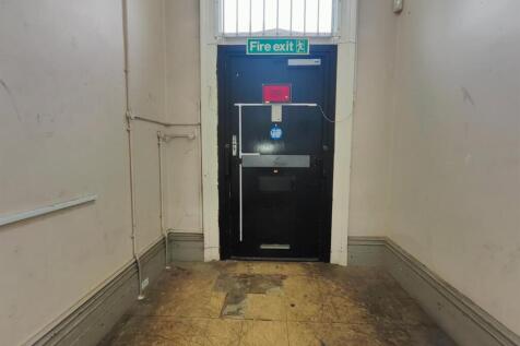 WhatsApp Image 2025-11-17 at 11.57.22_69db7a57.jpg