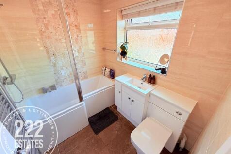 PHOTO-2025-08-15-12-54-41 (9).jpg