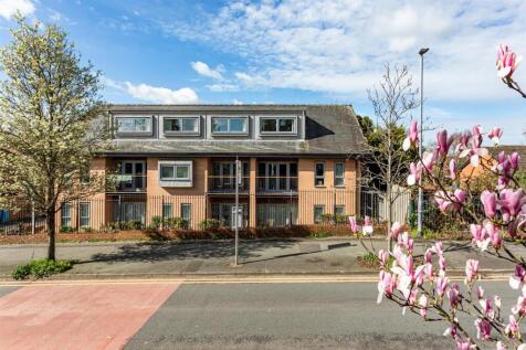 Flat 9, 128 St Werburgh's Road-2.jpg