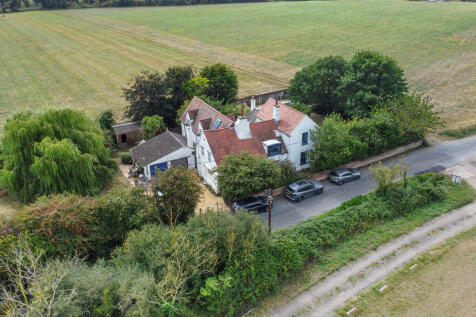 PT-FC(COL)-TheWhi...