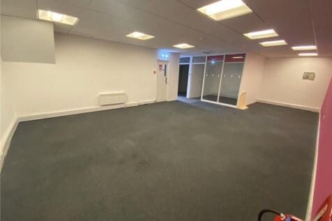 Retail Property (high street) to rent Image 5