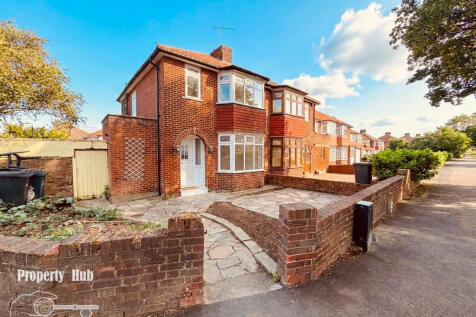 106 Whitton Avenu...