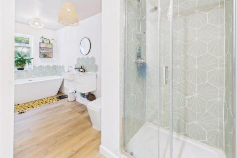 Ground Floor Bathroom