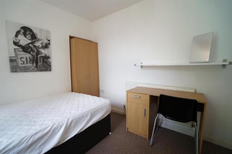 9, Caellepa, Bangor photo 3