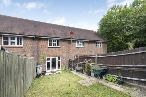 Haywards Heath, RH16 - property photo