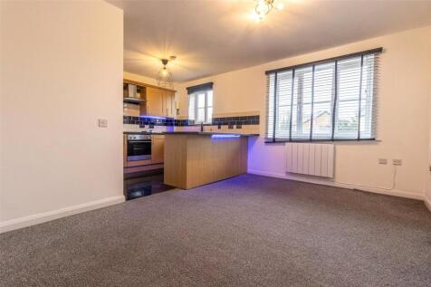 Ridge Green, Shaw, Swindon, Wiltshire, SN5 photo 3