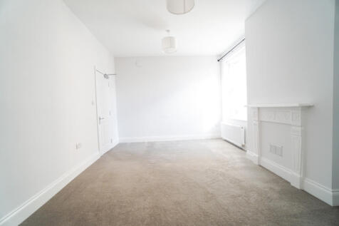 Chester Street, Mold, Flintshire photo 4