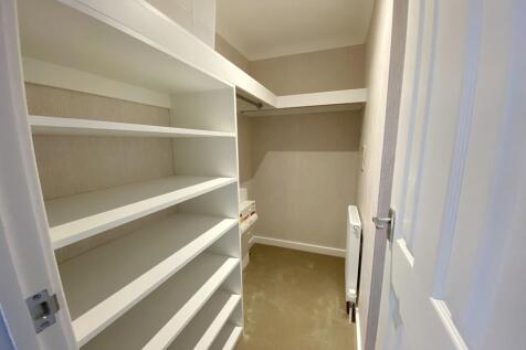 Walk-in Wardrobe