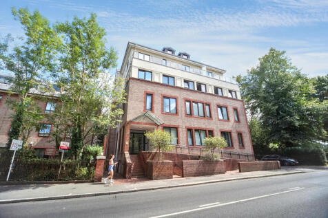 21 Novellus Court, 61 South Street, Epsom KT18 7PX