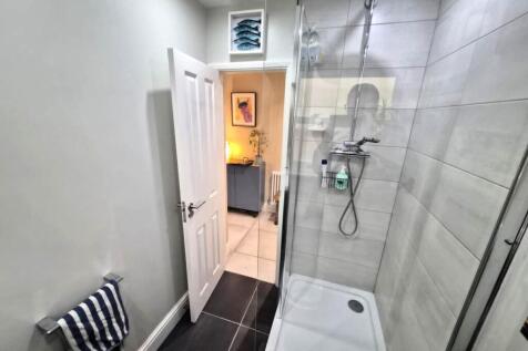 Shower_Room