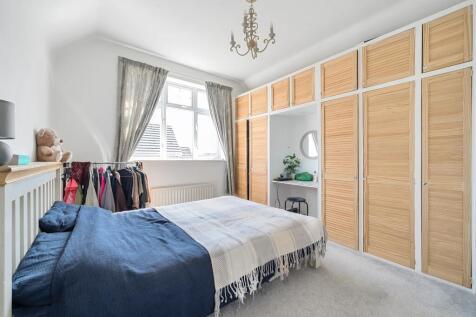 1318103-1-686e96c81a668