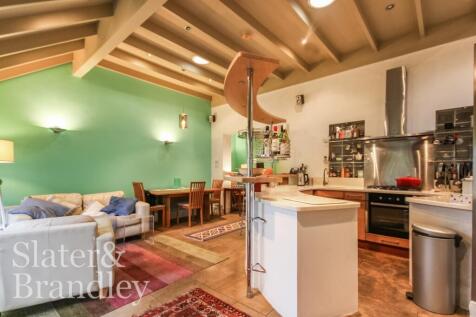 Cliff Way, Radcliffe-on-Trent, Nottingham, NG12 1AQ photo 4