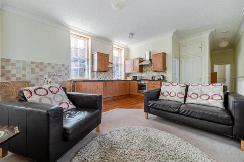 OPEN PLAN ROOM