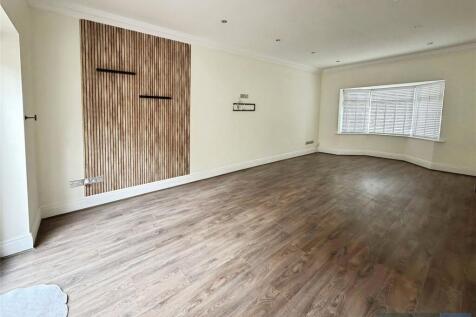 Wheathill Road, Liverpool, Merseyside, L36 photo 4