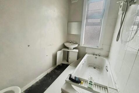 86f5e255-WhatsApp...