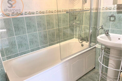 8. bath.jpeg