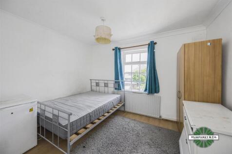 282 Higham Hill Road -007.JPG