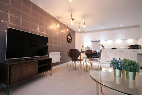 58olympushseloungekitchen3sml