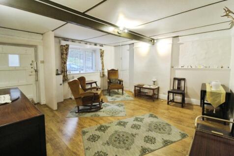 Lounge One