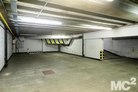 4864-035-®McAteer.jpg