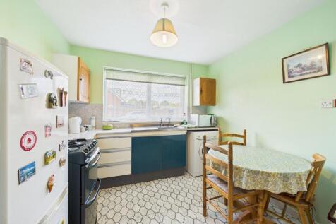 Kitchen / Breakfast Room