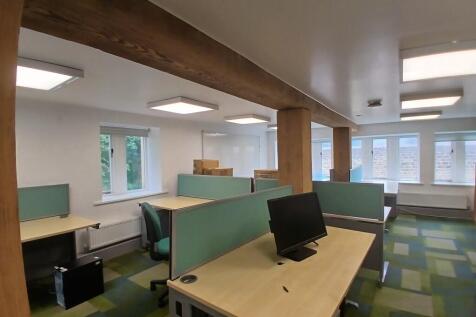 Office to rent Image 5