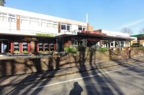 201 Epsom Road Merrow 002 (2).JPG